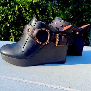 Brand New Matt Bernson Wedge Clogs 7.5